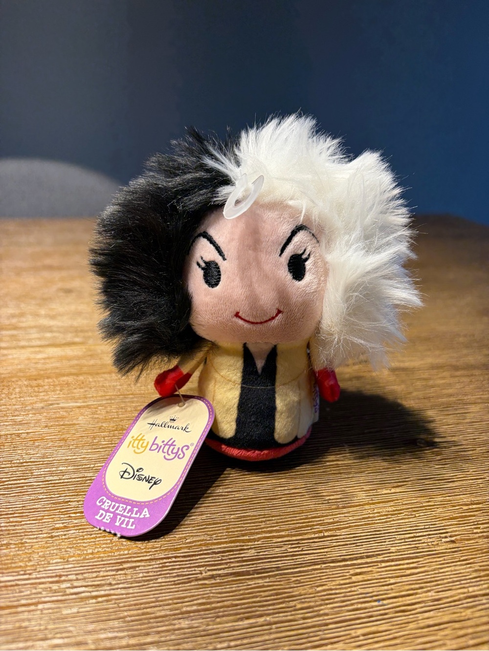 Hallmark Cruella de Vil Plush Itty Bittys - Black, White & Red